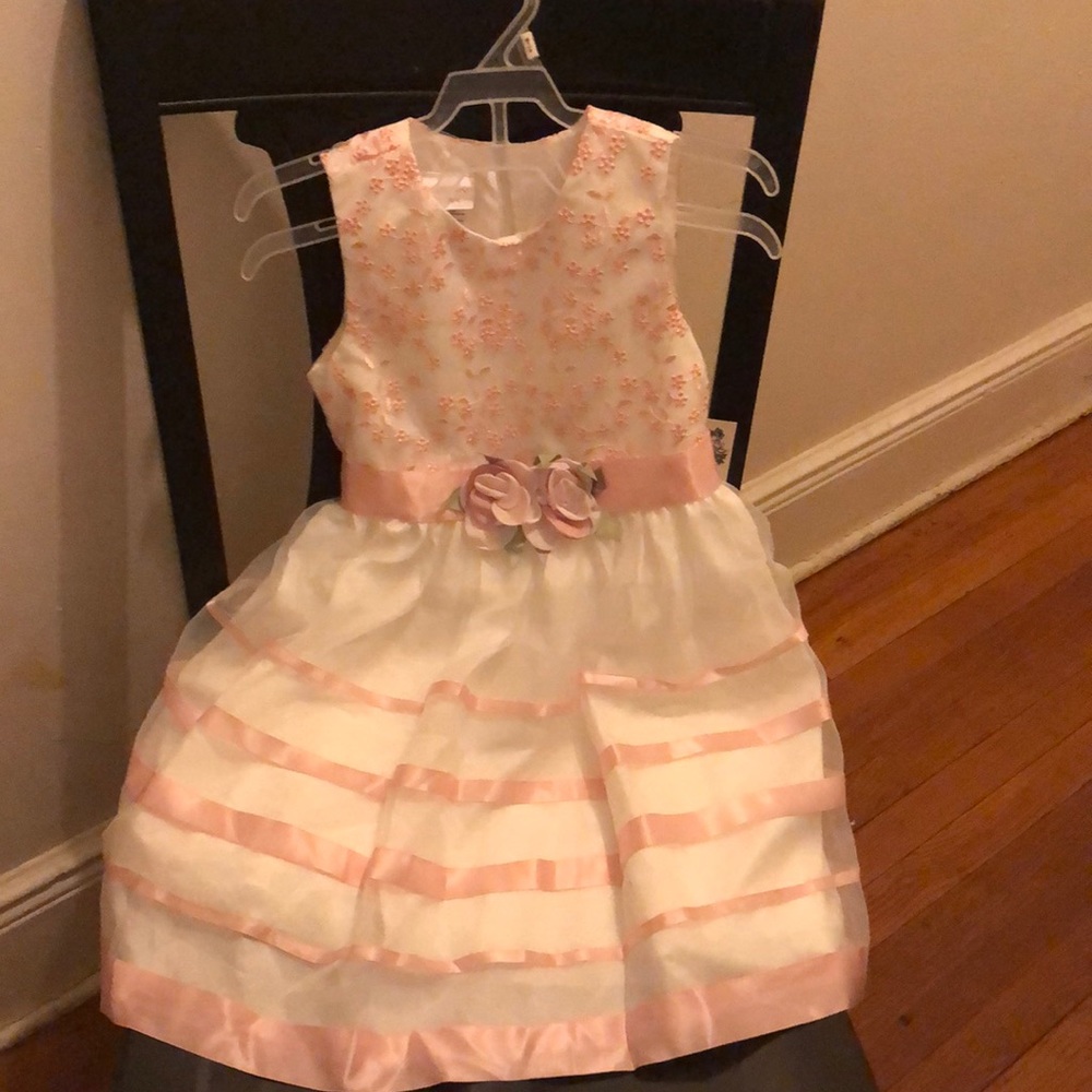 Girl dress